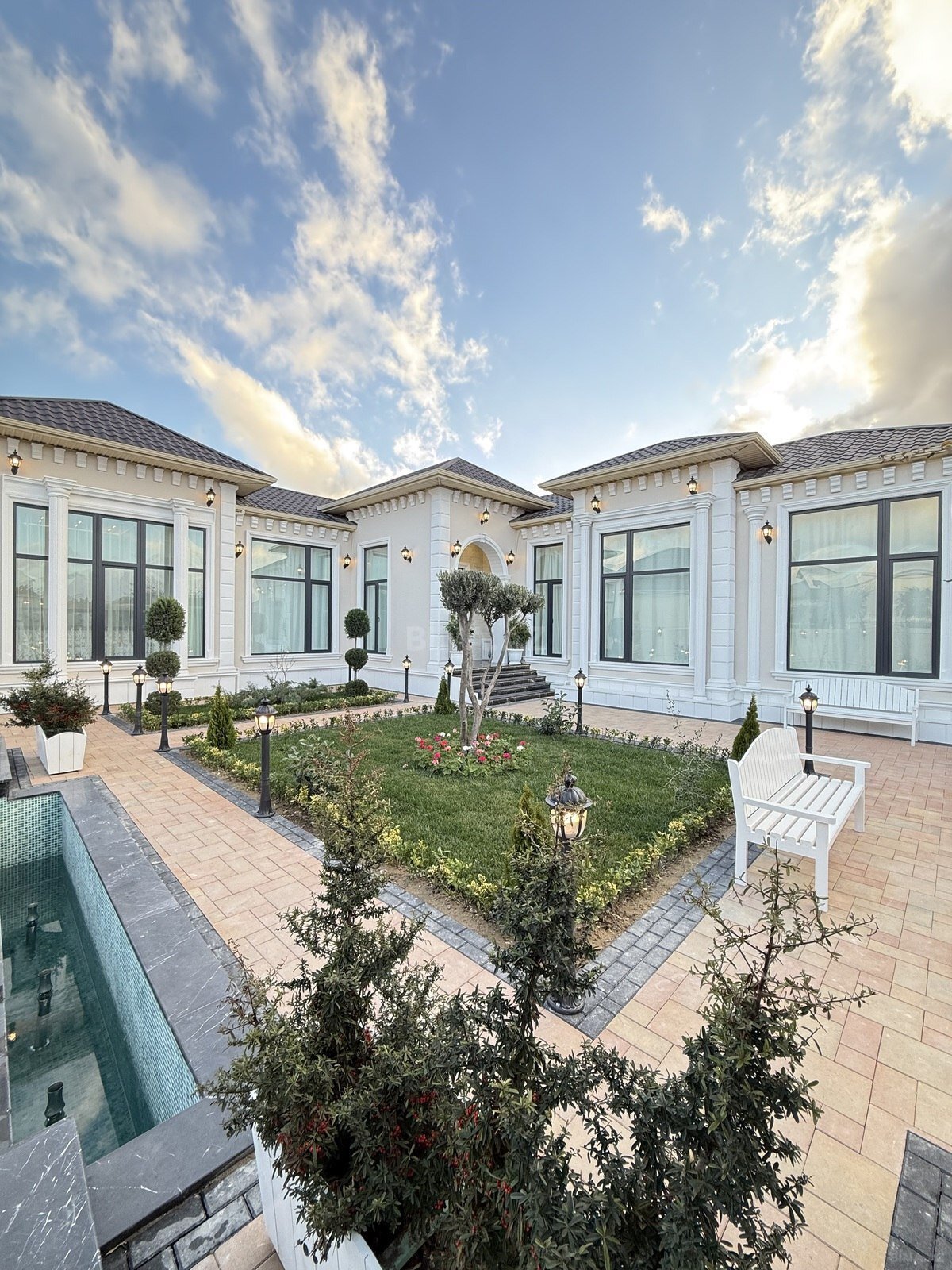 Property 5773999 (Update Details)